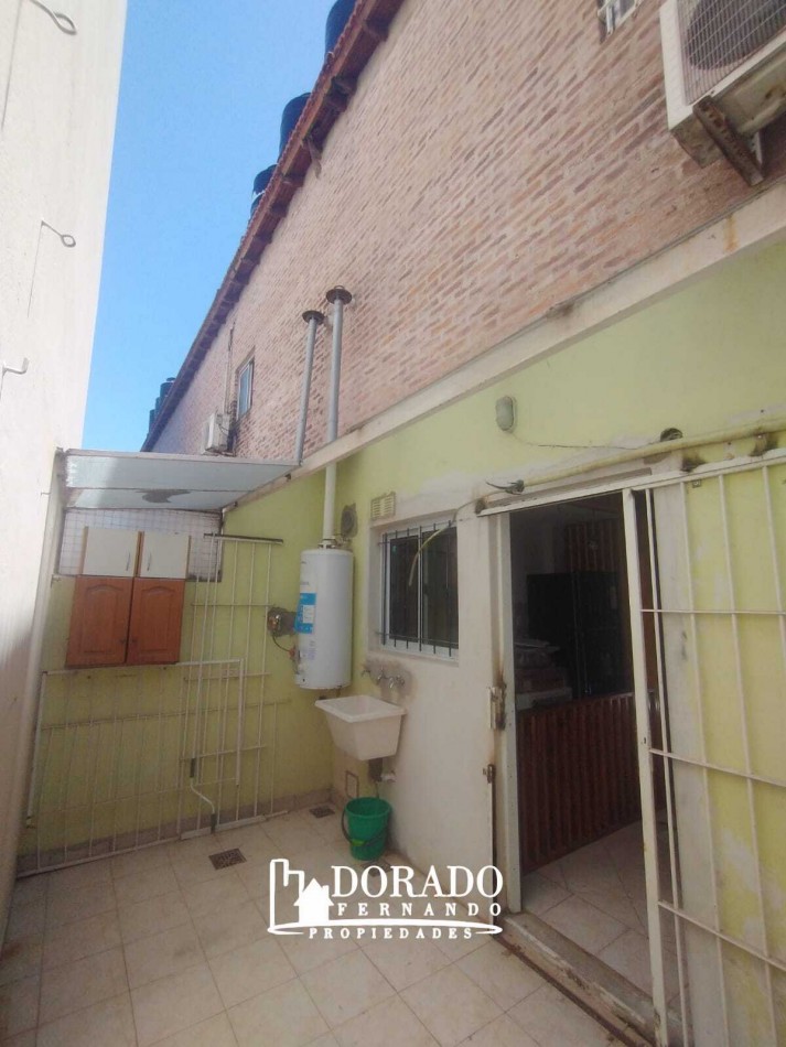 DUPLEX EN ESQUINA 3 AMBIENTES  - APTO CREDITO