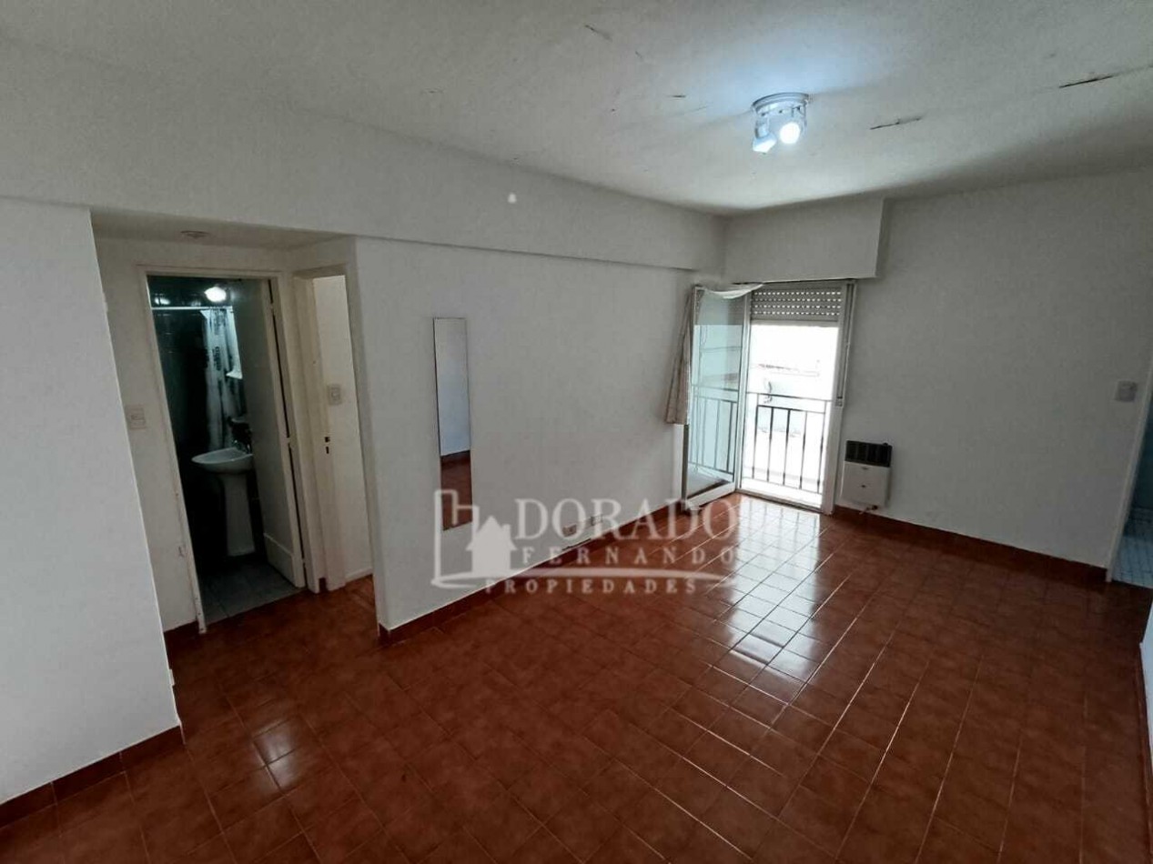 2 AMBIENTES SOBRE AVENIDA - APTO CREDITO