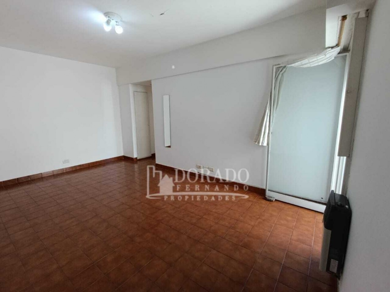 2 AMBIENTES SOBRE AVENIDA - APTO CREDITO