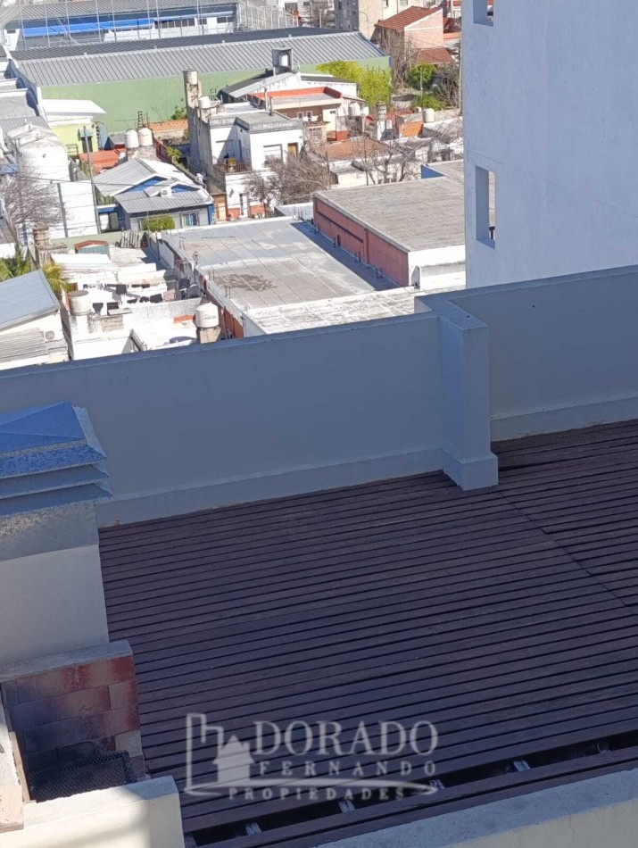 SEMIPISO 3 AMBIENTES AL FRENTE