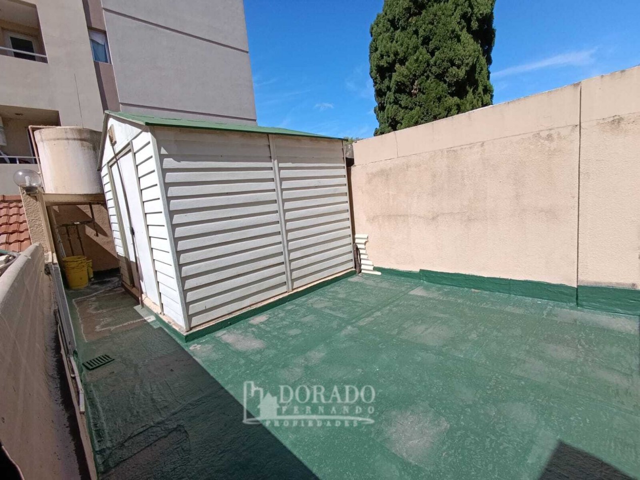 Casa 5 ambientes  - con Patio y Terraza