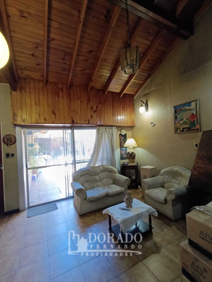 Casa 5 ambientes  - con Patio y Terraza