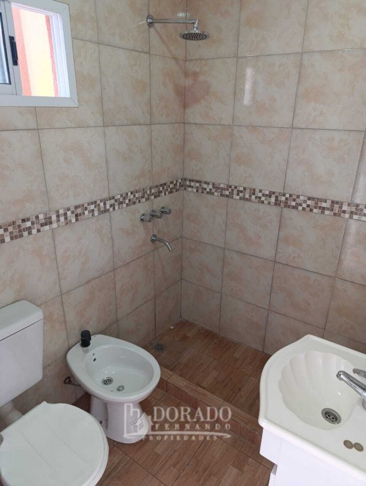 MONOAMBIENTE CON BALCON