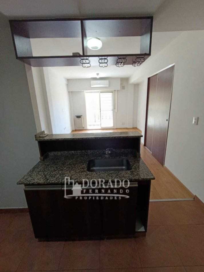 MONOAMBIENTES LUMINOSO Y MUY COMODO