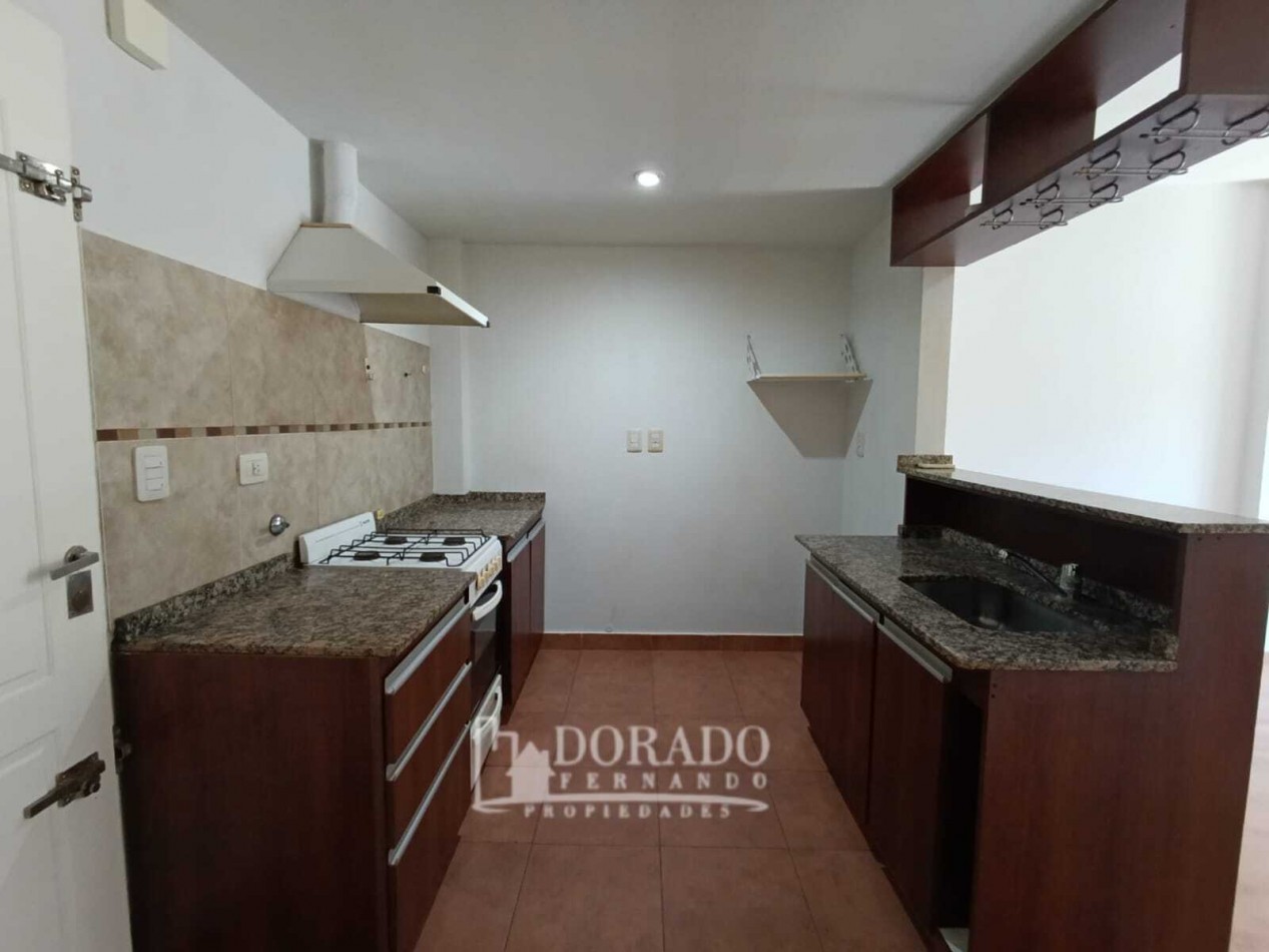 MONOAMBIENTES LUMINOSO Y MUY COMODO