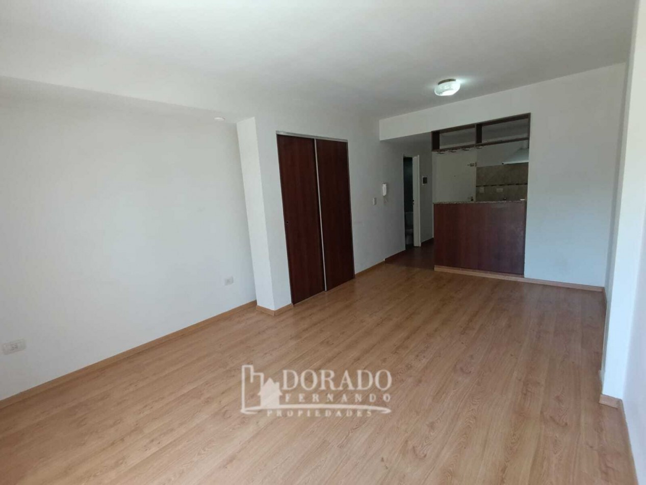 MONOAMBIENTES LUMINOSO Y MUY COMODO