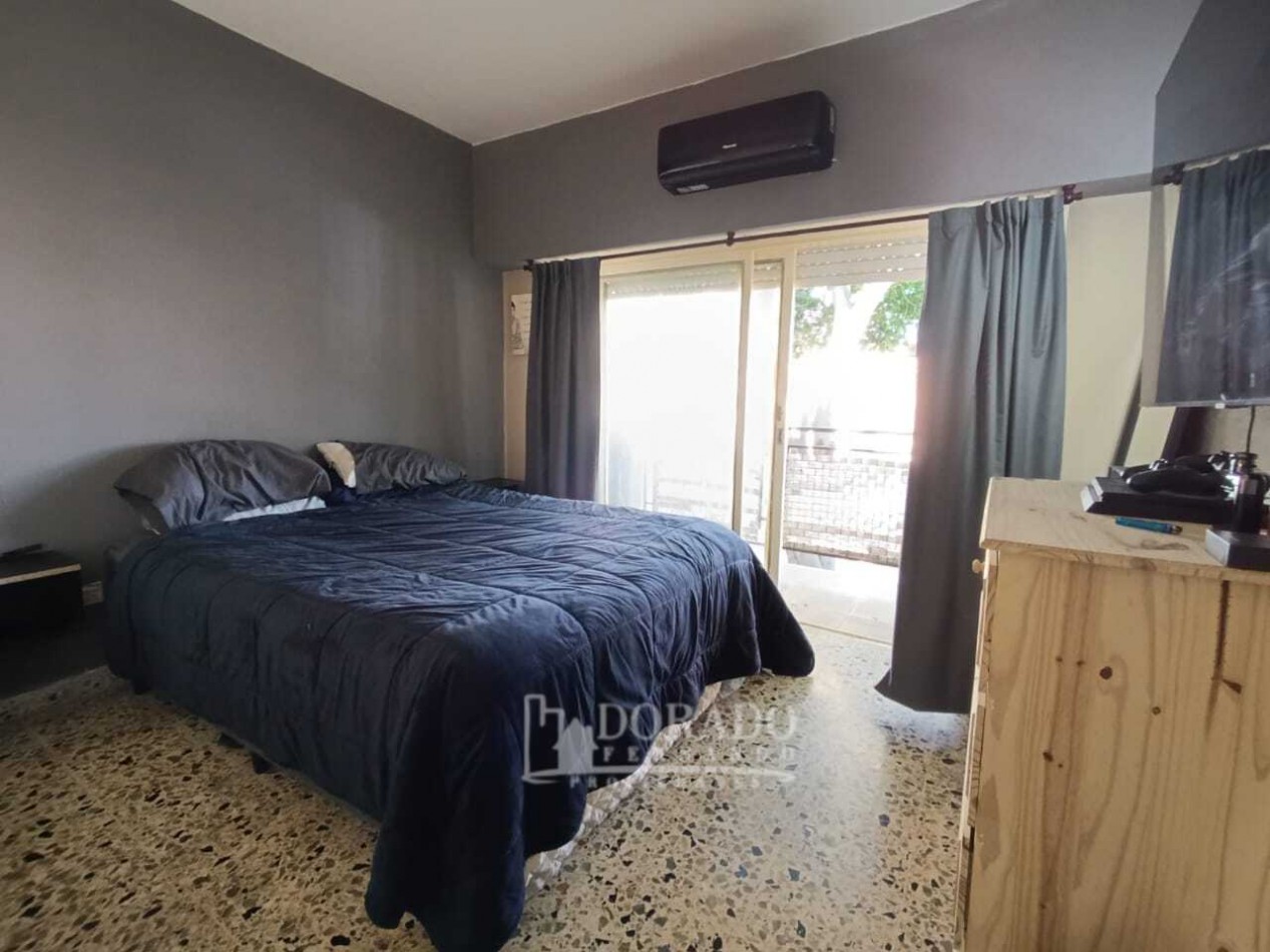 Exclusivo PH de 188 m² totales con terraza y balcon a la calle