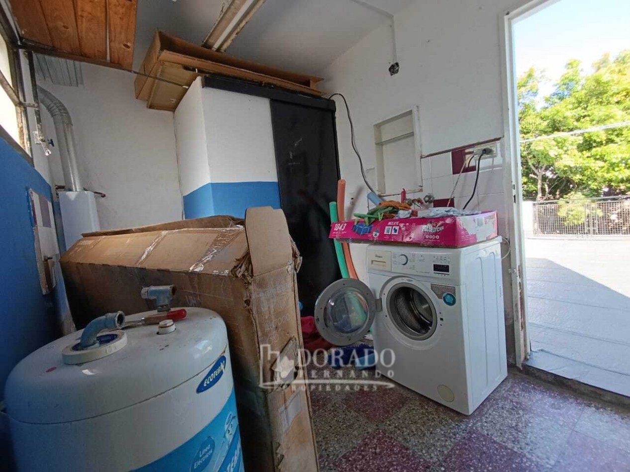 Exclusivo PH de 188 m² totales con terraza y balcon a la calle