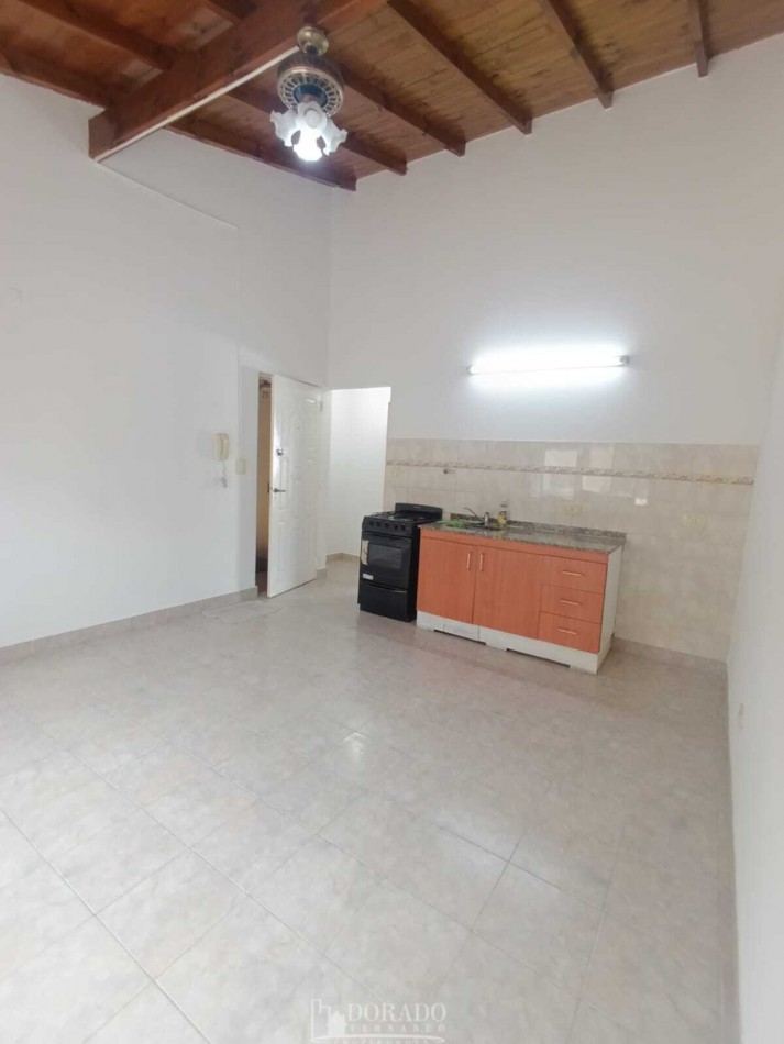 2 AMBIENTES CON BALCON LAVADERO