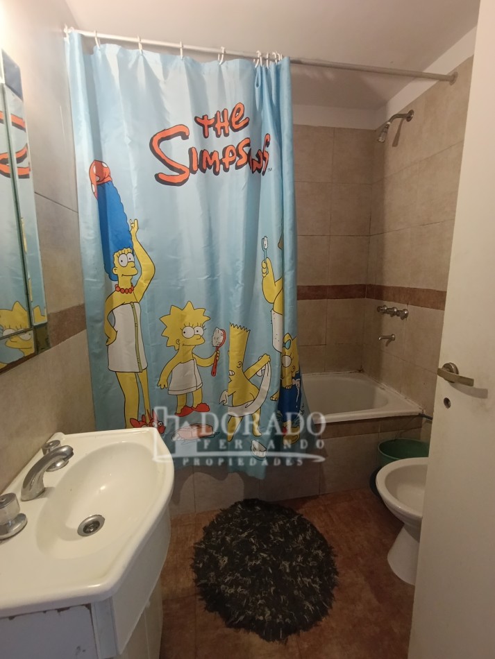 2 Ambientes al frente con Balcon