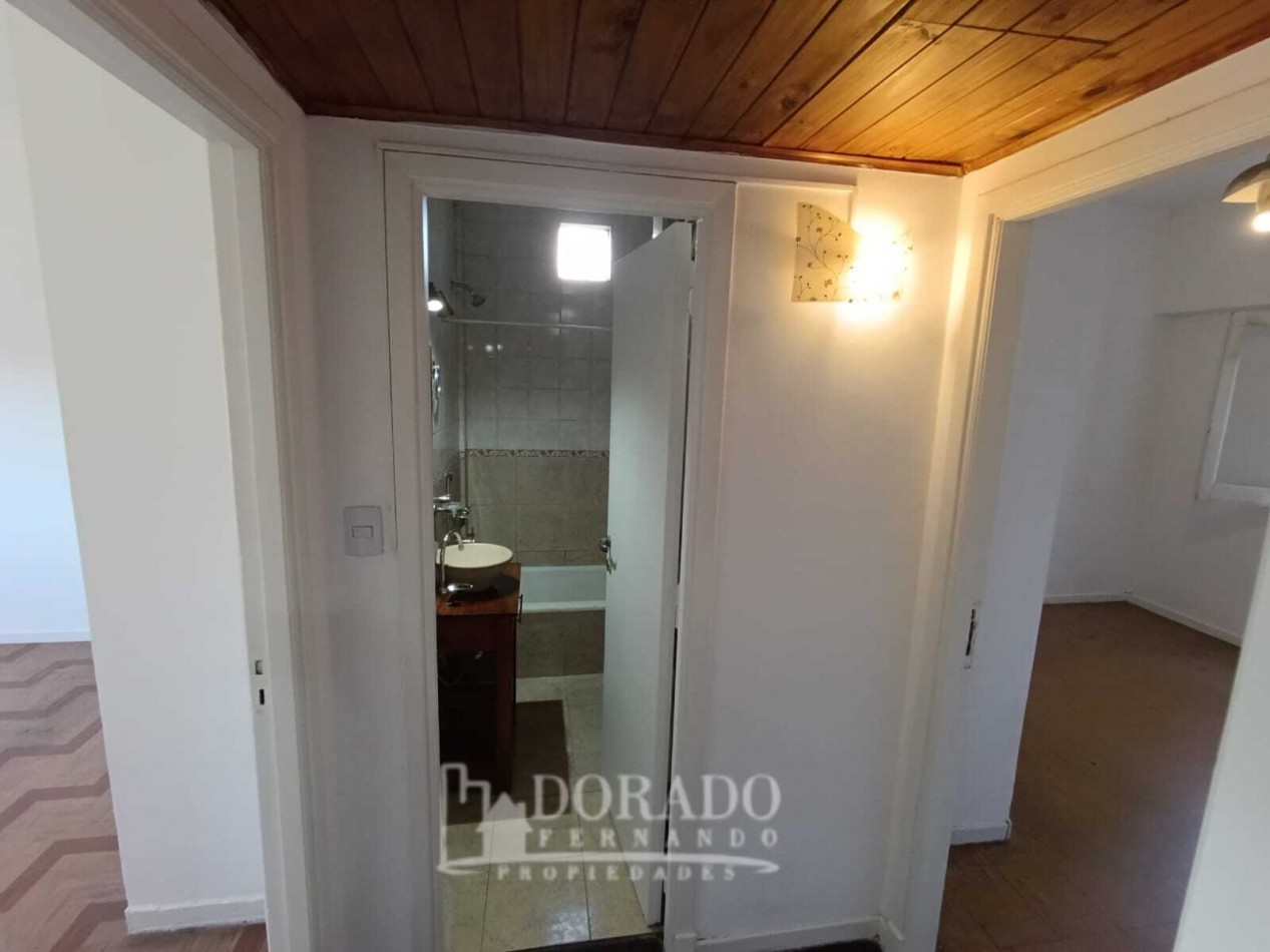 3 AMBIENTES AL FRENTE CON BALCON