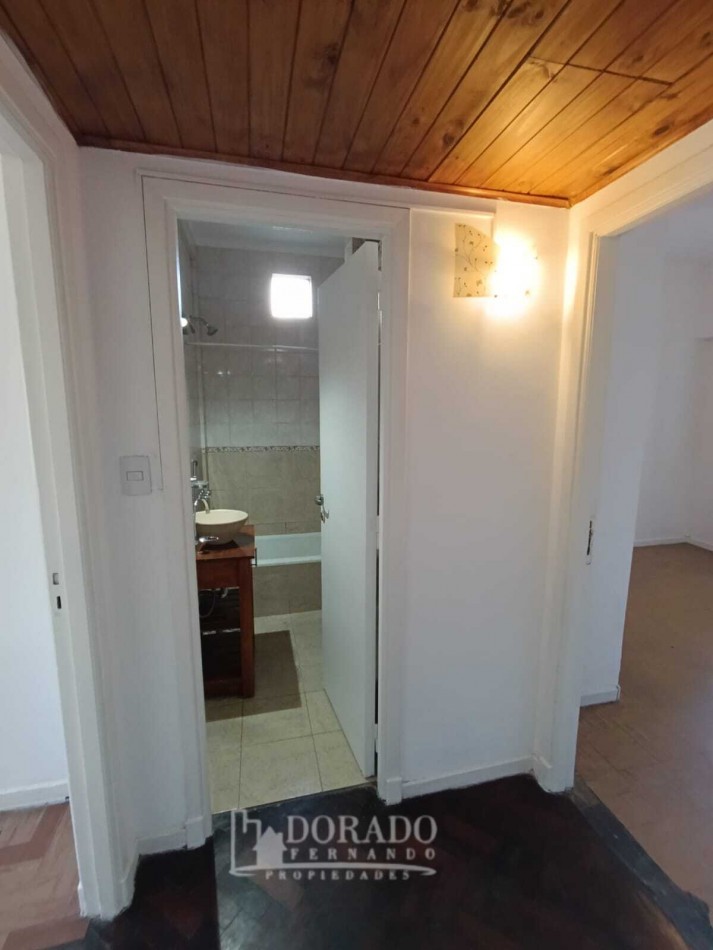 3 AMBIENTES AL FRENTE CON BALCON