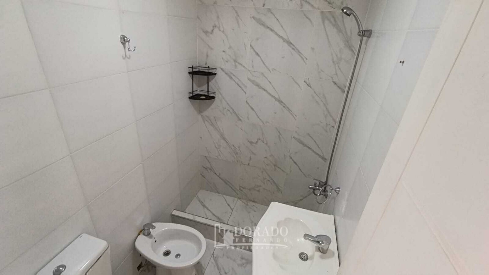 2 Ambientes 1o Piso al Frente