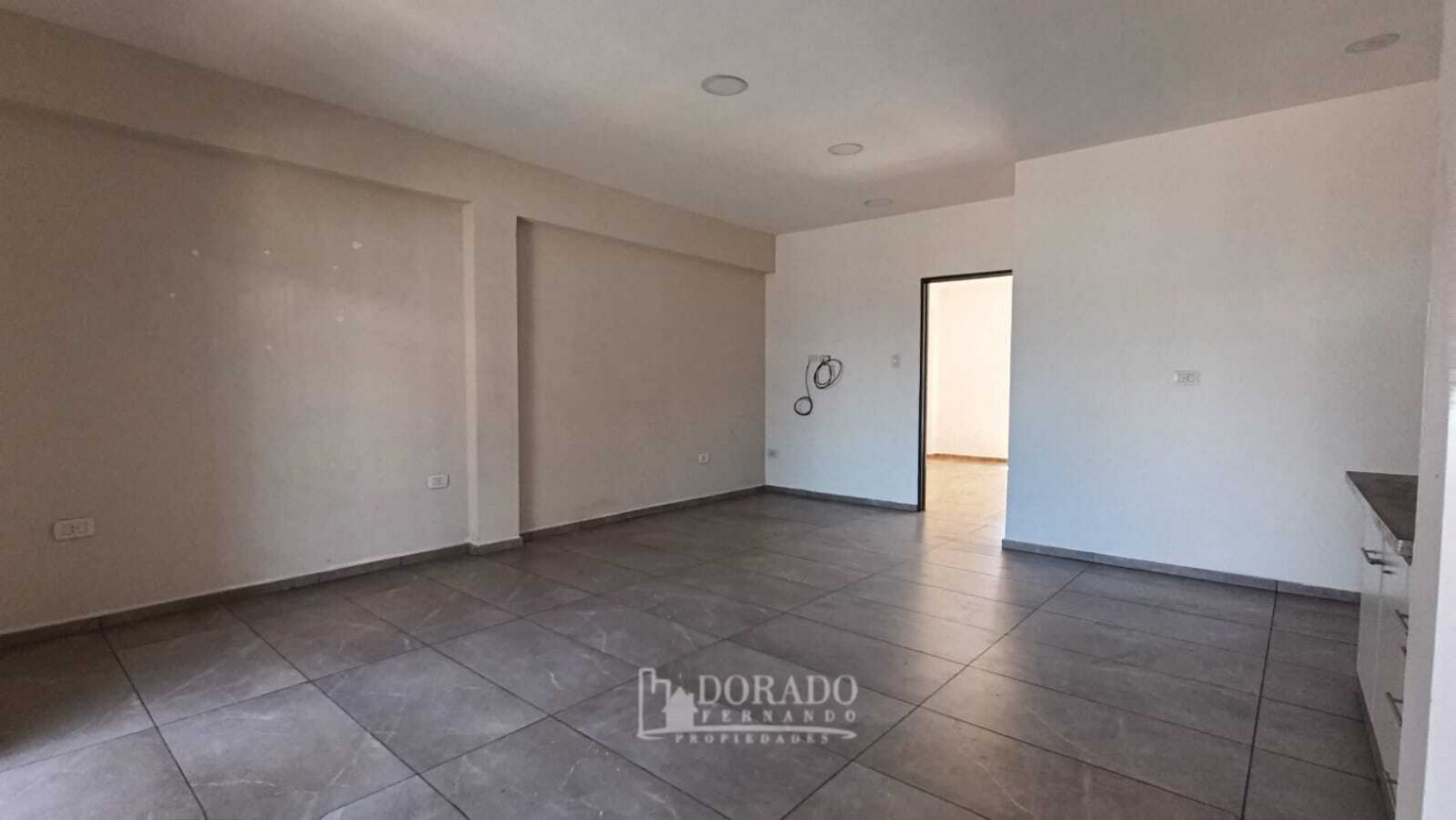 2 Ambientes 1o Piso al Frente