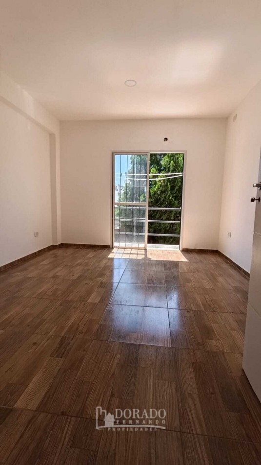 2 Ambientes 1o Piso al Frente