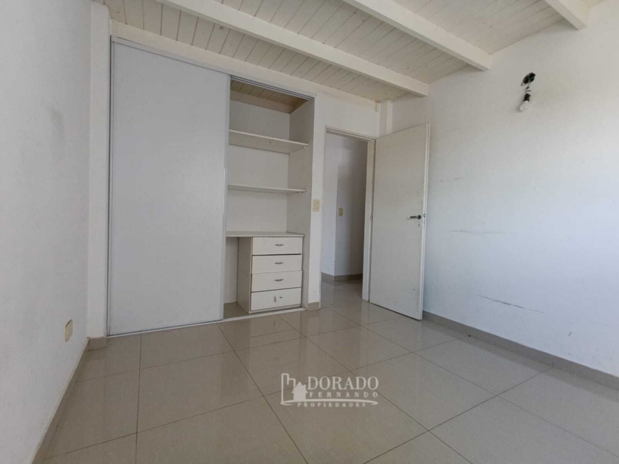 3 AMBIENTES AL FRENTE CON BALCON