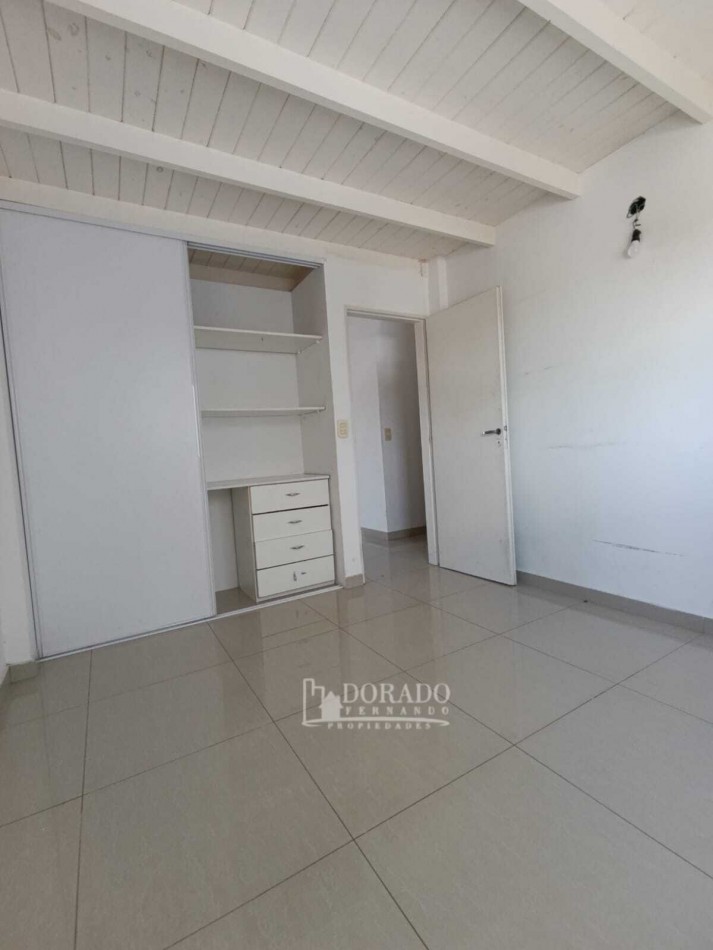 3 AMBIENTES AL FRENTE CON BALCON