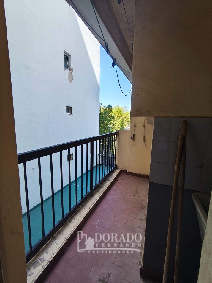 MONOAMBIENTE FRENTE A ESTACION SANTOS LUGARES