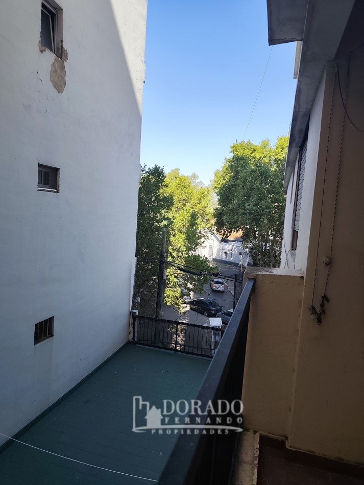 MONOAMBIENTE FRENTE A ESTACION SANTOS LUGARES