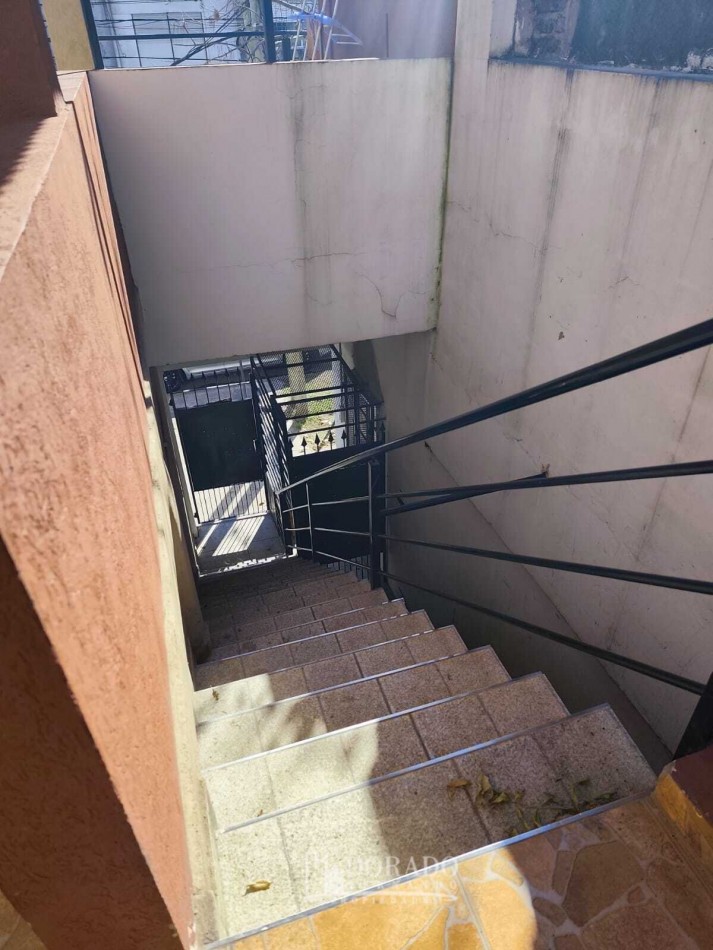 MONOAMBIENTE 1°PISO AL FRENTE