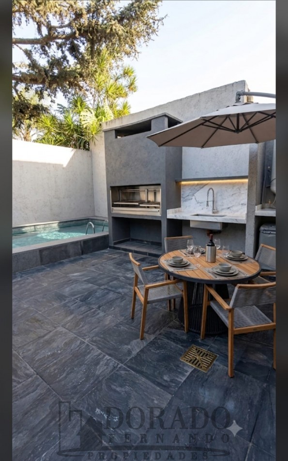 2 Ambientes Planta Baja con Gran Patio y Parrilla