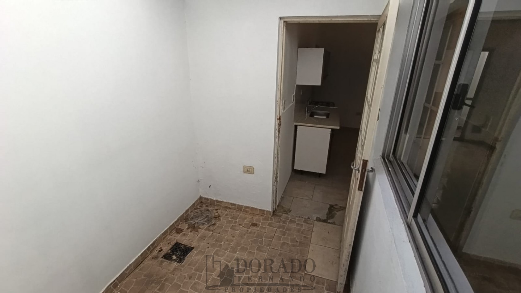 2 AMBIENTES PLANTA BAJA CON DOBLE PATIO