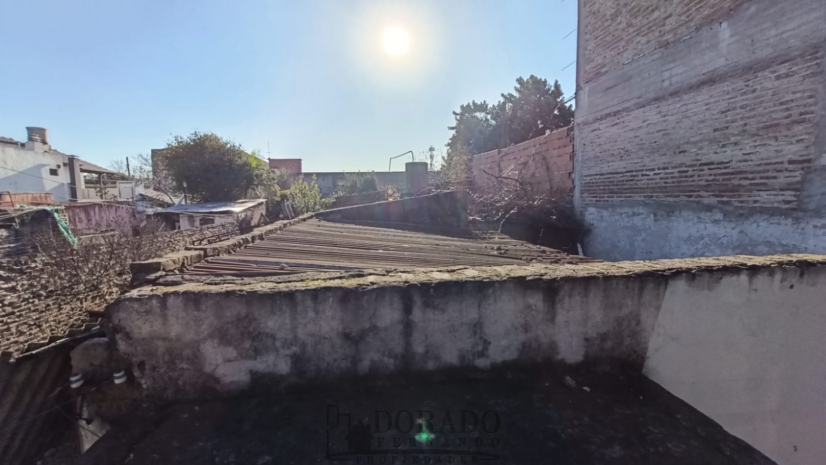 CASA + GALPON LOTE 10 X 25