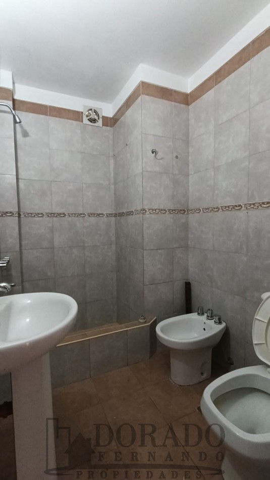 DEPARTAMENTO DE 3 AMBIENTES MUY LUMINOSO EN VILLA BALLESTER