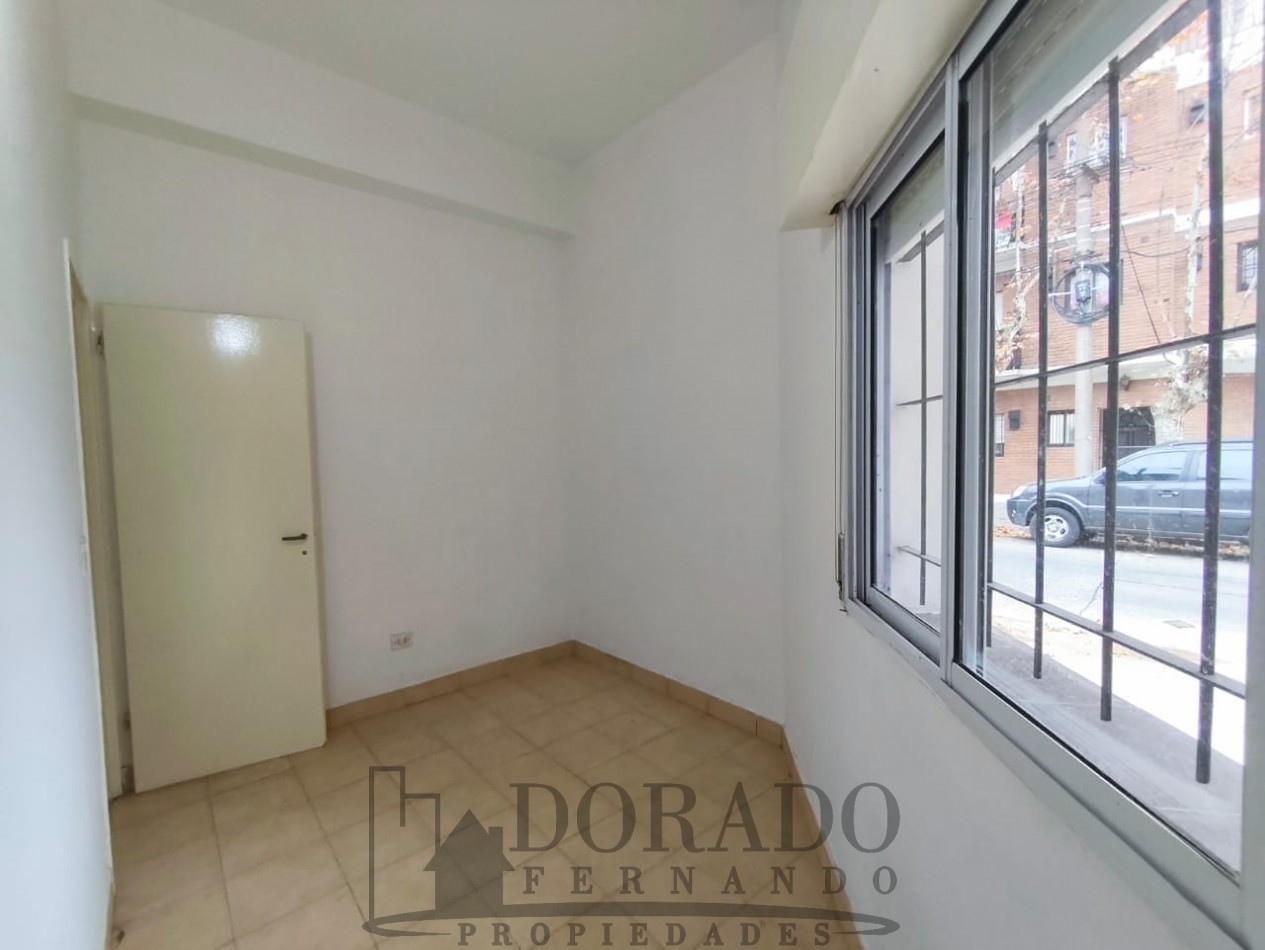 PH 3 AMBIENTES PB CON ENTRADA INDEPENDIENTE - EXCELENTE UBICACION EN SANTOS LUGARES