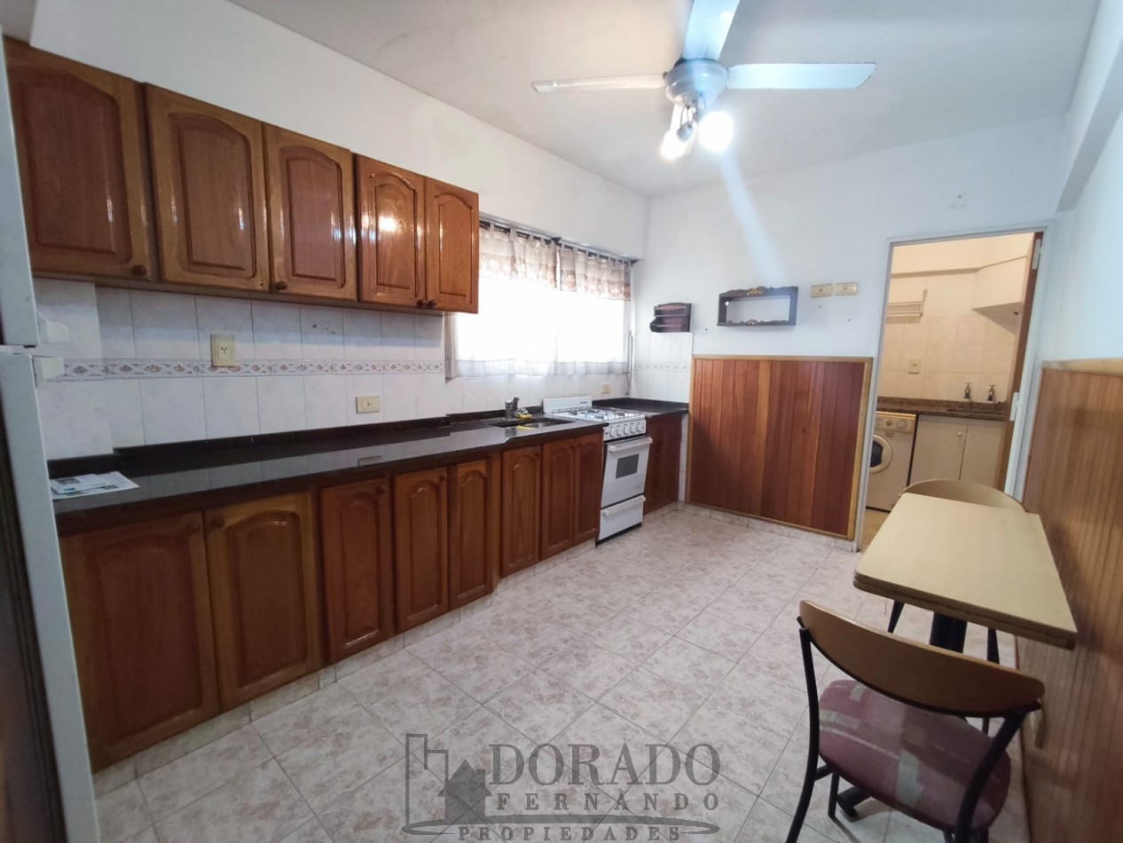 HERMOSO SEMIPISO 3 AMBIENTES FRENTE A PLAZA SAN MARTIN