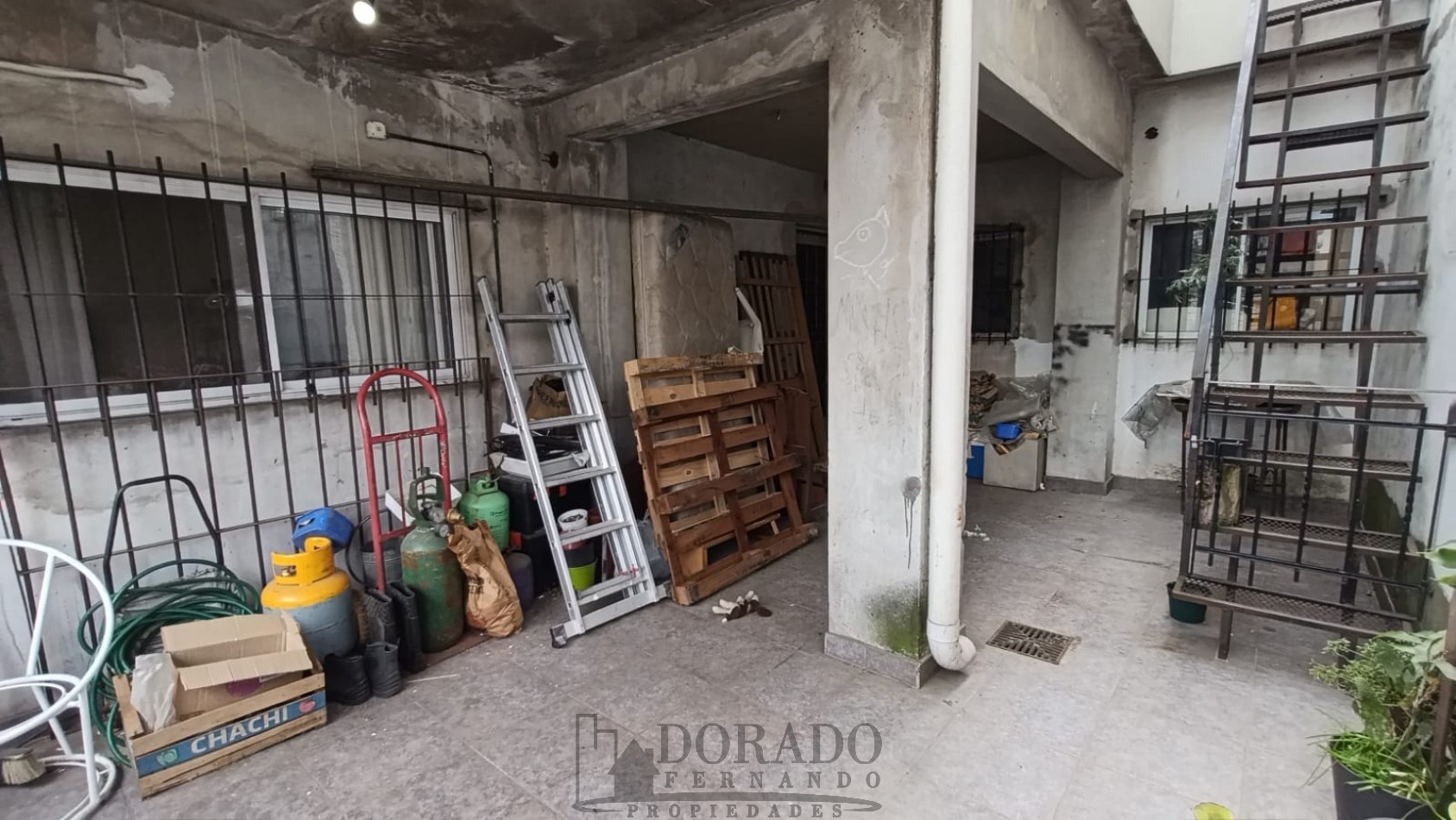 PH 3 AMBIENTES CON PATIO Y TERRAZA