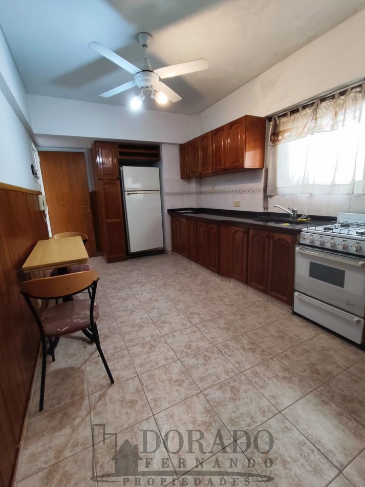 HERMOSO SEMIPISO 3 AMBIENTES FRENTE A PLAZA SAN MARTIN