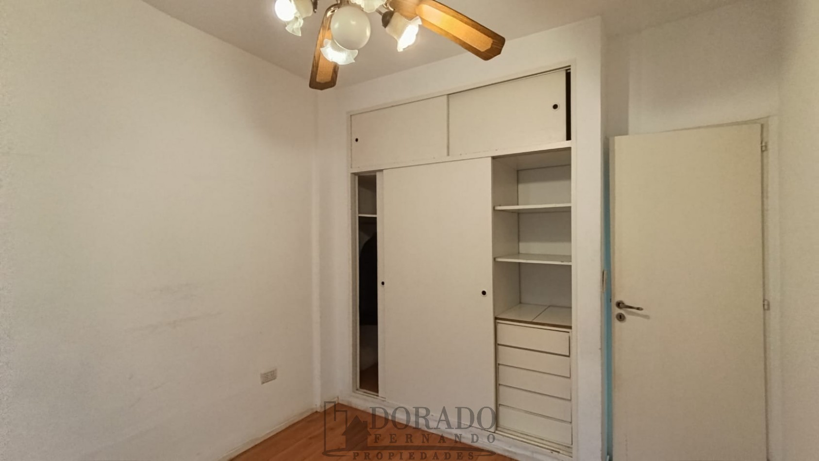 PH 4 AMBIENTES CON COCHERA Y PATIO