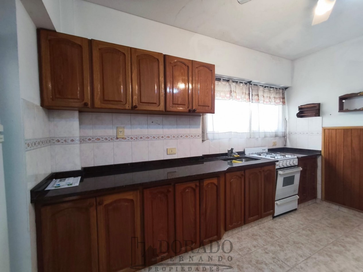 HERMOSO SEMIPISO 3 AMBIENTES FRENTE A PLAZA SAN MARTIN