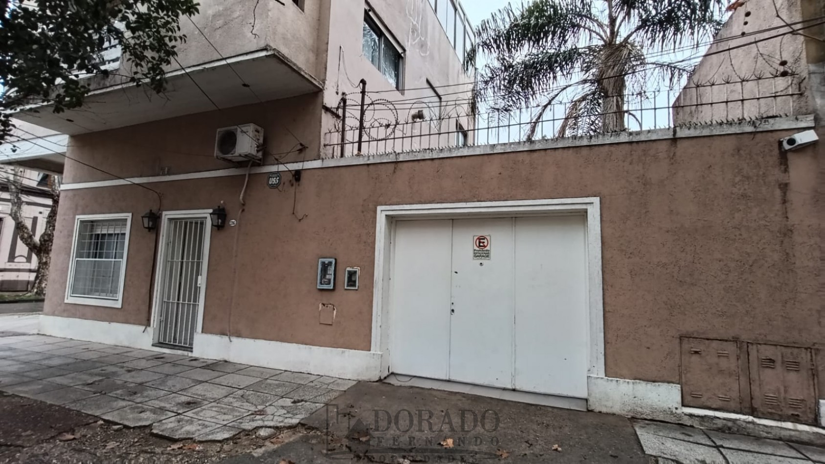 PH 4 AMBIENTES CON COCHERA Y PATIO