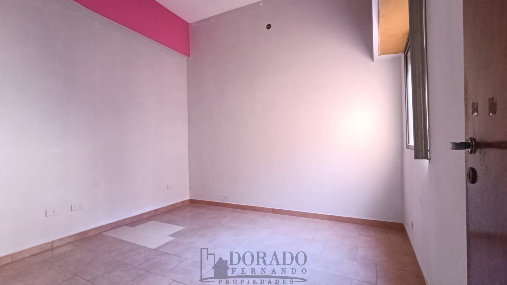 DEPARTAMENTO DE 3 AMBIENTES MUY LUMINOSO EN VILLA BALLESTER