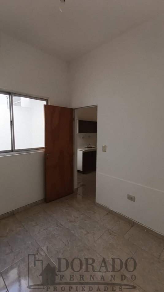2 AMBIENTES PLANTA BAJA CON DOBLE PATIO