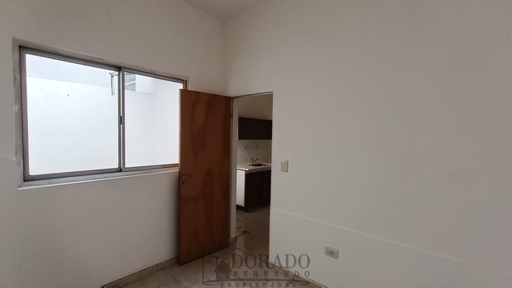 2 AMBIENTES PLANTA BAJA CON DOBLE PATIO