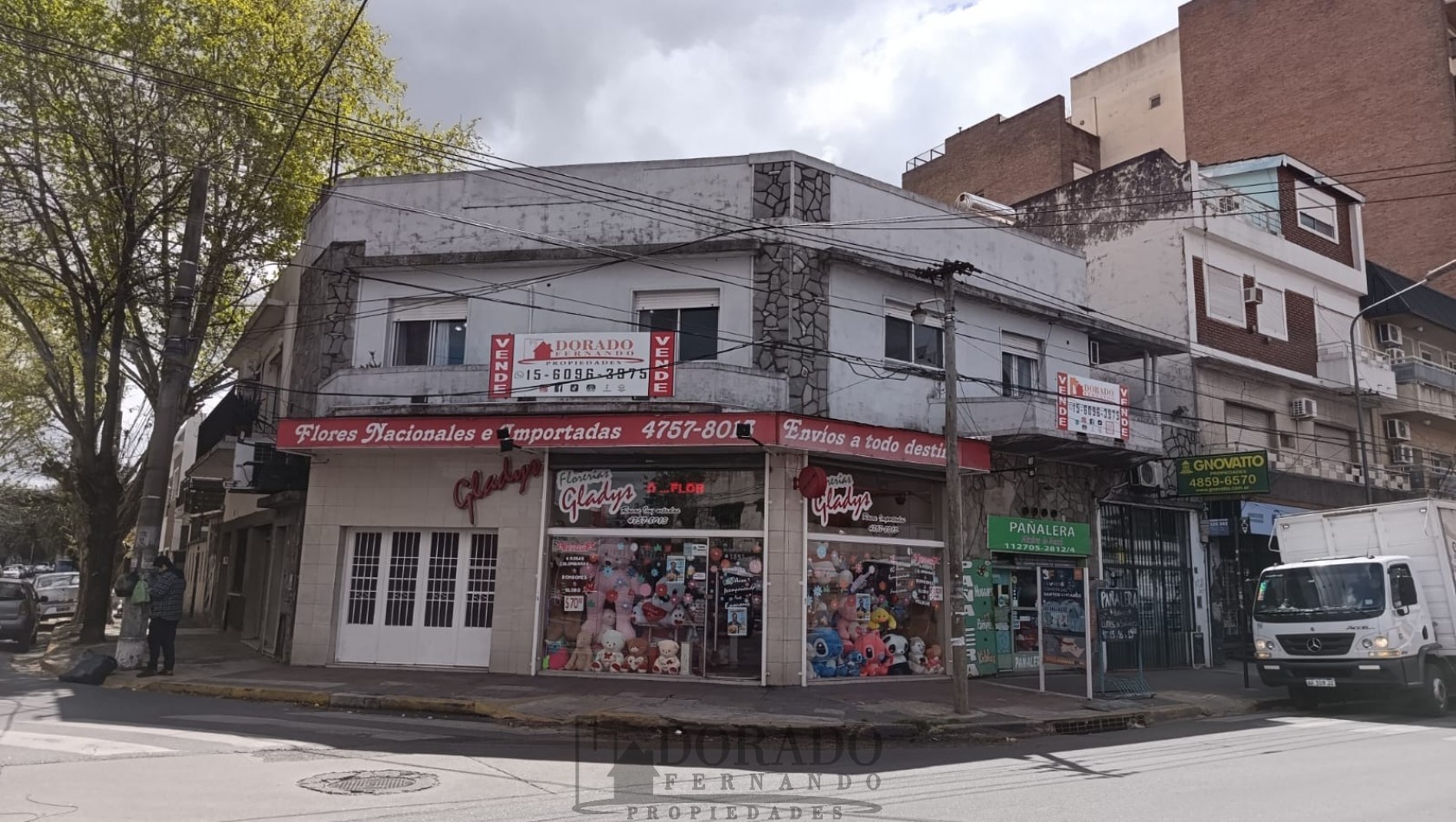 PH 3 AMBIENTES CON PATIO Y TERRAZA