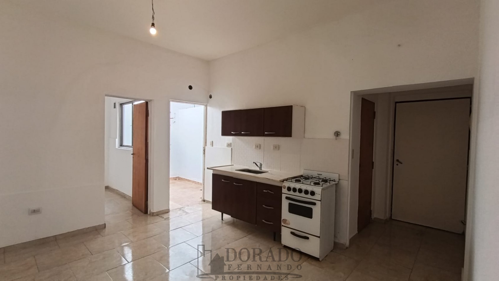 2 AMBIENTES PLANTA BAJA CON DOBLE PATIO