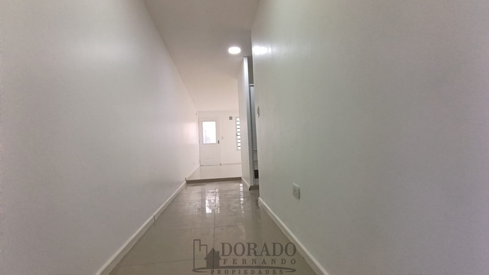 2 Ambientes Planta Baja con Gran Patio y Parrilla