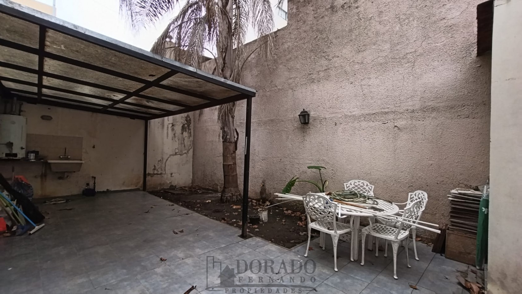 PH 4 AMBIENTES CON COCHERA Y PATIO