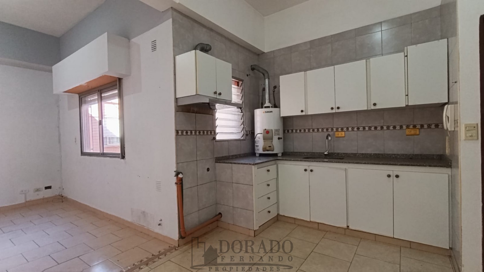DEPARTAMENTO DE 3 AMBIENTES MUY LUMINOSO EN VILLA BALLESTER