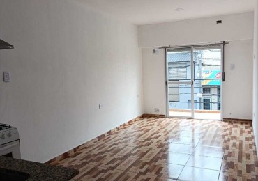 MONOAMBIENTE CON BALCON