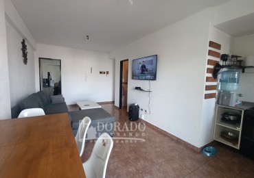 2 Ambientes al frente con Balcon