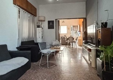 CASA 4 AMBIENTES + DPTO 2 AMBIENTES - LOTE 230 Mts²